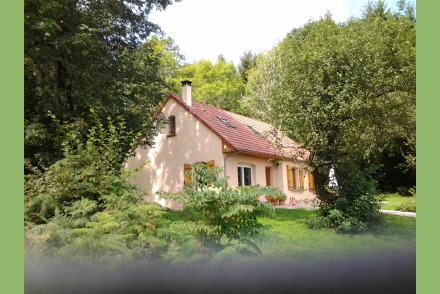 Vakantiehuis Fleur de Pommiers in Natuurpark de Morvan HW1062